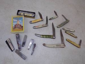 lot 79 image: Lot of Vintage Pocket Knives