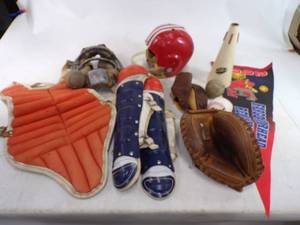 lot 215 image: Very Cool Vintage Lot of Baseball Gear Wilson Trapper 1st Basemans Mitt Dell Rice Catchers Mitt and More