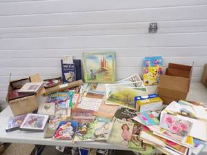 lot 253 image: Large Lot of Papers Calanders and Unused Vintage Greeting Cards