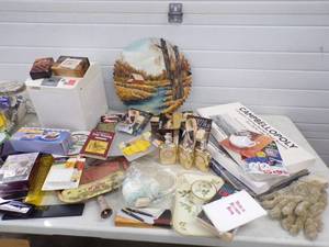 lot 276 image: Huge Assorted Lot