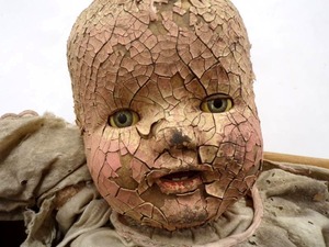 lot 281 image: Super Creepy Doll Ready for your next Halloween Display