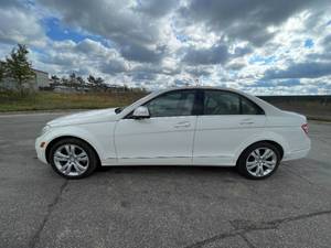 lot 15A image: 2008 Mercedes-Benz C-Class C 300 Sport 4Matic - AWD - 1 OWNER