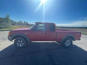 lot 18C image: 2002 Ford Ranger XLT - 4X4
