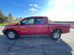 lot 17C image: 2005 Nissan Titan LE - 4X4