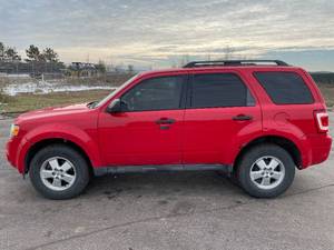 lot 11B image: 2009 Ford Escape XLT