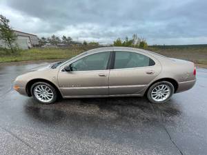 lot 20C image: 2001 Chrysler 300M - 2 OWNERS