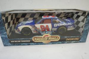 lot 10 image: New Holland Thunderbird stock car