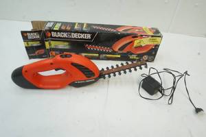 lot 25 image: Black and Decker hedge trimmer