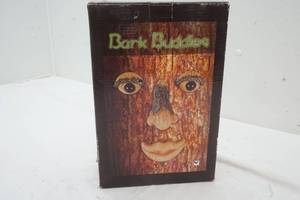 lot 36 image: Bark Buddies