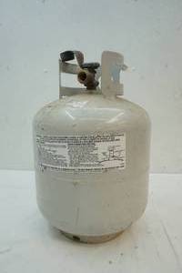 lot 45 image: LP tank