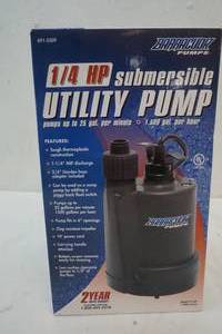 lot 46 image: Barracuda utility pump