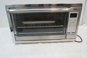 lot 75 image: Oster toaster oven
