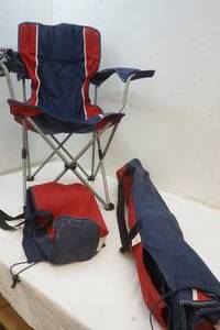 lot 76 image: lawn chairs