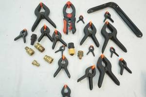 lot 90 image: Clamps