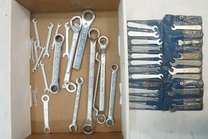 lot 104 image: Wrenches