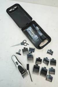 lot 109 image: Wahl Hair trimmer