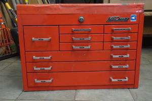 lot 151 image: Mac Tool Box