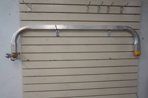 lot 167 image: 16 Extension Ladder with Equalizer