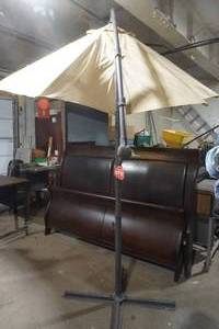 lot 175 image: New 10 Offset Umbrella