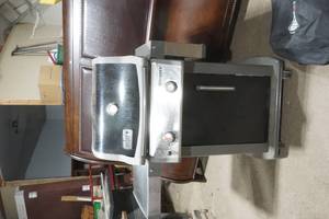 lot 176 image: Weber Spirit Grill with tank and Cover