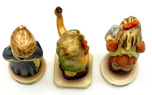 lot 128 image: GOEBEL M.I. HUMMEL Garden Treasures, Forever Yours, Natures Gift Club Figurines