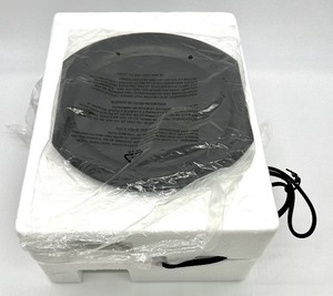 lot 184 image: New BELLA Rotating Waffle Maker