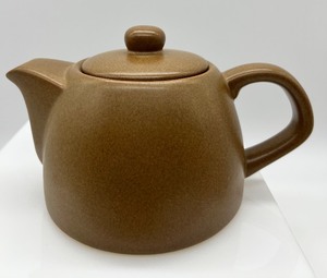 lot 330 image: BELEEK, Ethan Allen, Artisan Pottery Bowl and More