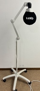 lot 336 image: LUXO Magnifier Light with Adjustable Arm