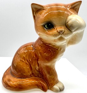 lot 262 image: GOEBEL Orange Tabby Cat Figurines
