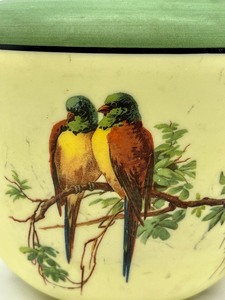 lot 277 image: Vintage 1930s Art Deco Parrot Love Birds Swag Lamp
