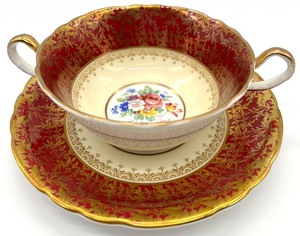 lot 120 image: Large Set of AYNSLEY ENGLAND Dinner Service for 16 Numbered Bone China
