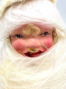 lot 1 image: Vintage Santa Claus w Composite Hand Painted Face & Spun Glass Beard