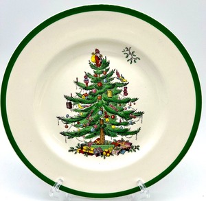lot 26 image: Vintage SPODE ENGLAND Christmas Tree Dinner & Salad Plates