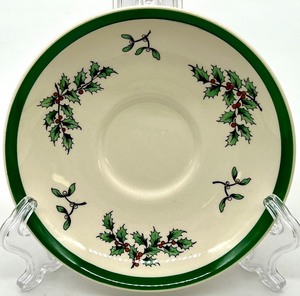 lot 29 image: Vintage SPODE ENGLAND Christmas Tree 6 Coffee Cups & 6 Saucers with Creamer  Pitcher