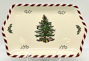 lot 36 image: Vintage SPODE ENGLAND Christmas Tree 1994  1997 Plates, Mug and Windsor Cream Jug  Pitcher