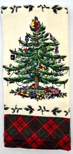 lot 49 image: Vintage SPODE ENGLAND Christmas Tree Towels & Sealed New Napkins