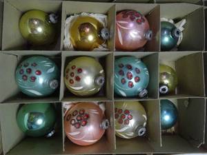 lot 63 image: Box of SHINY BRITE Glitter Painted Mercury Glass Christmas Ornaments x12