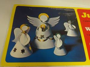 lot 73 image: Vintage Paper & Gold CHRISTMAS Angels Kit Denmark