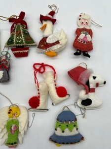 lot 80 image: Vintage Handmade Felt Christmas Ornaments Sequins