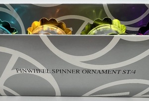 lot 362 image: Vintage Pinwheel Spinner Ornaments in Box