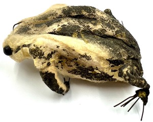 lot 99 image: Antique Vintage GERMAN Spun Cotton Frog