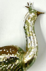 lot 94 image: Vintage Clip on Bird Ornament with Spun Glass Tail