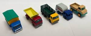 lot 11 image: Vintage Misc. MATCHBOX Lesneys No. 4, 15, 49, 60, 70 (ALL VERY CLEAN)