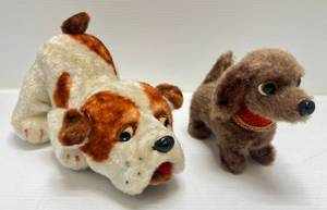 lot 33 image: Vintage Made In Japan Battery Operated Dog & More