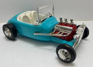 lot 45 image: RARE 1963 Mattel Barbie Hot Rod (Missing One Hubcap & Back Roll Bar)