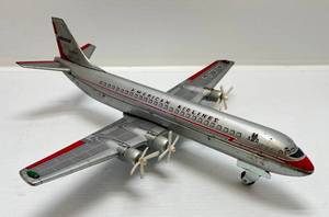 lot 63 image: Vintage Battery Operated American Airlines Tin Litho Airplane Made In Japan N 5024 (Works) 16 12 x 16 12