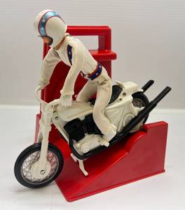 lot 106 image: 1973 Ideal EVEL KNIEVEL Stunt Cycle, Action Figure & Launcher