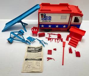 lot 116 image: 1976 EVEL KNIEVEL Scrambler Van With Acessories (VERY CLEAN)