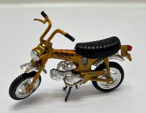 lot 121 image: 1970s Miniature Die-Cast Zee Honda Trail 70 Motorcycle (VERY CLEAN)