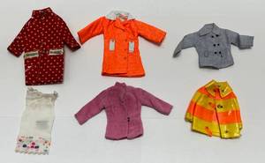 lot 183 image: 19603-70s Barbie Francie Clothes